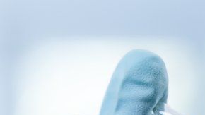 La OMS está siguiendo de cerca el desarrollo de 140 vacunas.