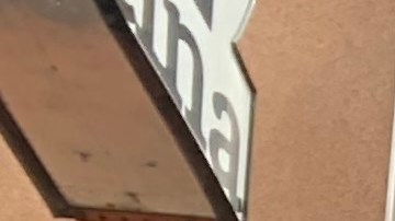 Chano Morales, propietario de Chano's Cantina, habla de las mesas al aire libre