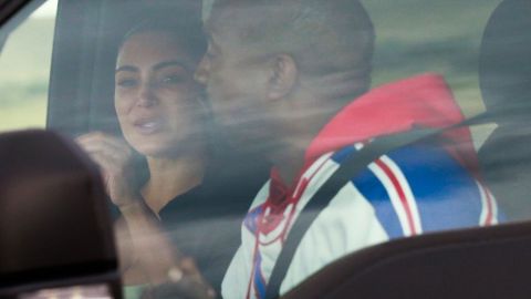 Kim Kardashian junto a Kanye West.