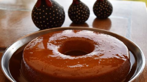 Este flan tiene un toque de cajeta en lugar de caramelo.