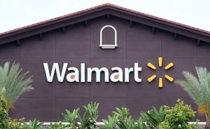 Compras navideñas de alto voltaje: pelean en un Walmart por una Playstation y terminan arrestados