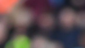 Pepe Reina en un partido con Aston Villa.