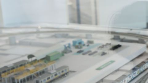 El castillo de vidrio se expone en el Museo del Vidrio de Shanghai, obra del escultor Miguel Arribas.