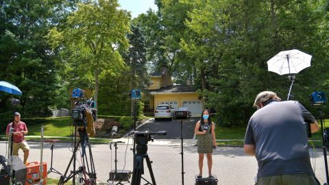 El tiroteo ocurrió en la casa familiar de la fiscal, en North Brunswick, Nueva Jersey.