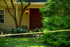 Cáncer terminal y odio a las mujeres: posibles motivos del suicida que baleó a hijo y esposo de fiscal latina en Nueva Jersey