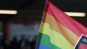 La Premier League reconoció a la comunidad LGBT en un encuentro del Bournemouth.