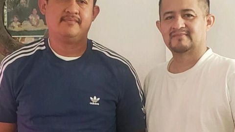 Los hermanos Luis (i) y Manuel Chavarria son choferes de camión. (Suministrada)