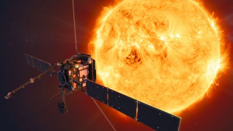 Imagen artística de la nave espacial Solar Orbiter de la ESA/NASA.