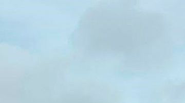 SAN203. PUEBLOVIEJO (COLOMBIA), 06/07/2020.- Fotografía cedida por la Alcaldía de Puebloviejo del momento en que se incendia un camión cisterna este lunes en Puebloviejo (Colombia). Al menos siete muertos y decenas de lesionados dejó este lunes el incendio de un camión cisterna cargado de gasolina que se volcó en la carretera entre las ciudades colombianas de Barranquilla y Santa Marta, informaron las autoridades. EFE/ Fabián Obispo Borja / ALCALDIA PUEBLOVIEJO /SOLO USO EDITORIAL/ NO VENTAS