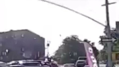 El momento en que el hombre es asesinado en El Bronx.