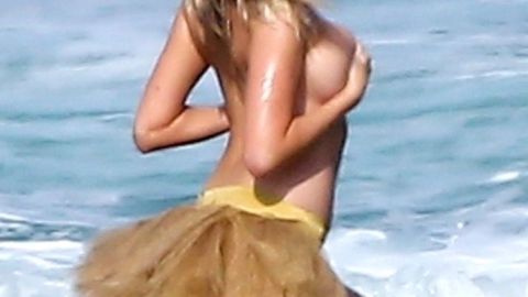 Las aguas de Aruba gozaron con Kate Upton.