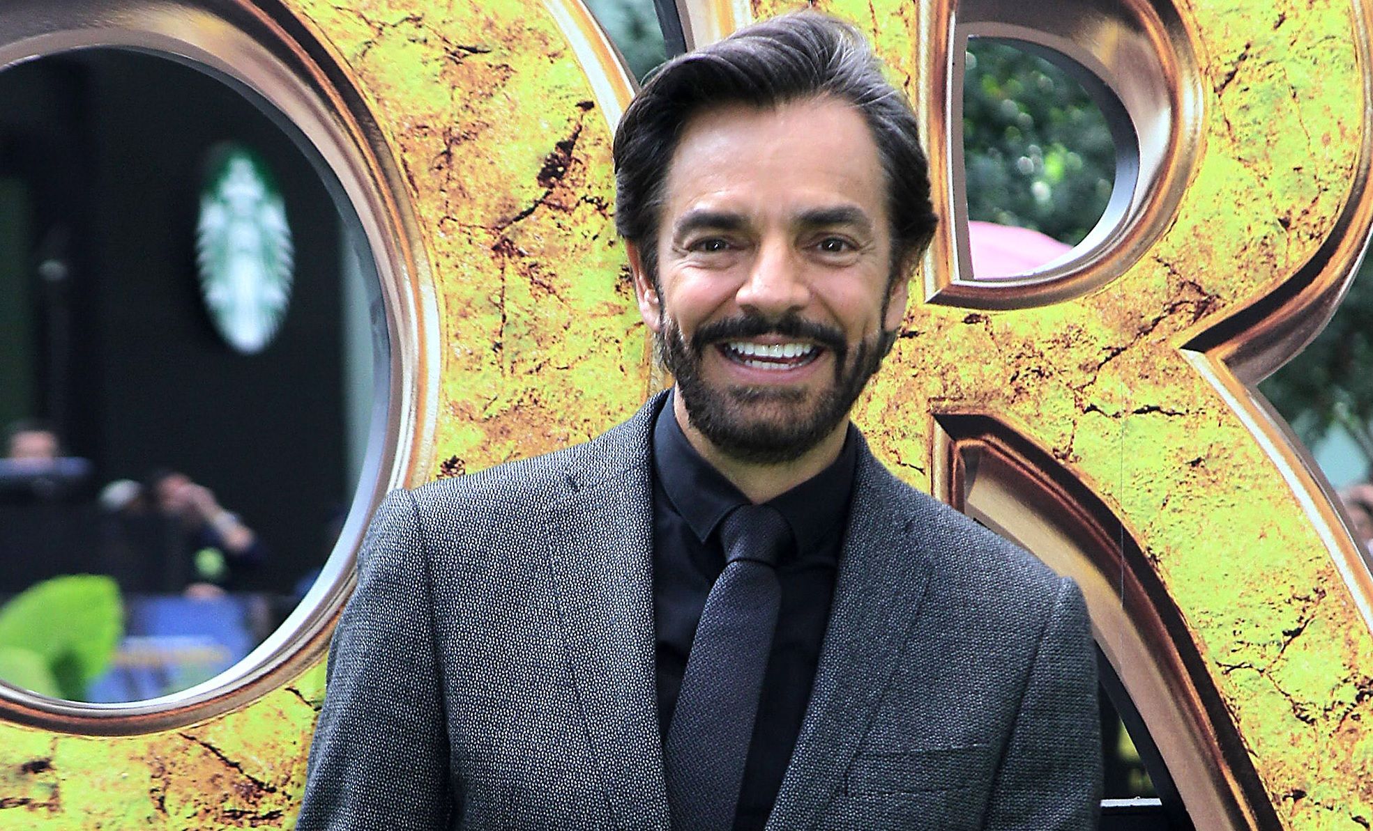 Eugenio Derbez esposa