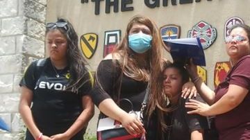 La familia de Vanessa Guillén el 24 de junio en Fort Hood.