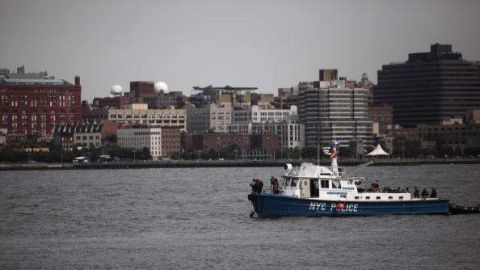 NYPD en el río Hudson/Archivo.