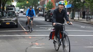 Este viernes es el "Bike to Work Day", organizado por Transportation Alternatives, en el que se anima a los neoyorquinos a que vayan en bicicleta a su trabajo.