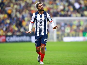 Fue campeón con Chivas en el Clausura 2017.