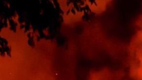 Cerca de las 3:00 am del domingo, las autoridades reportaron que el incendio fue controlado.