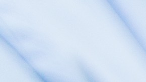 Fue agredido por varias personas.