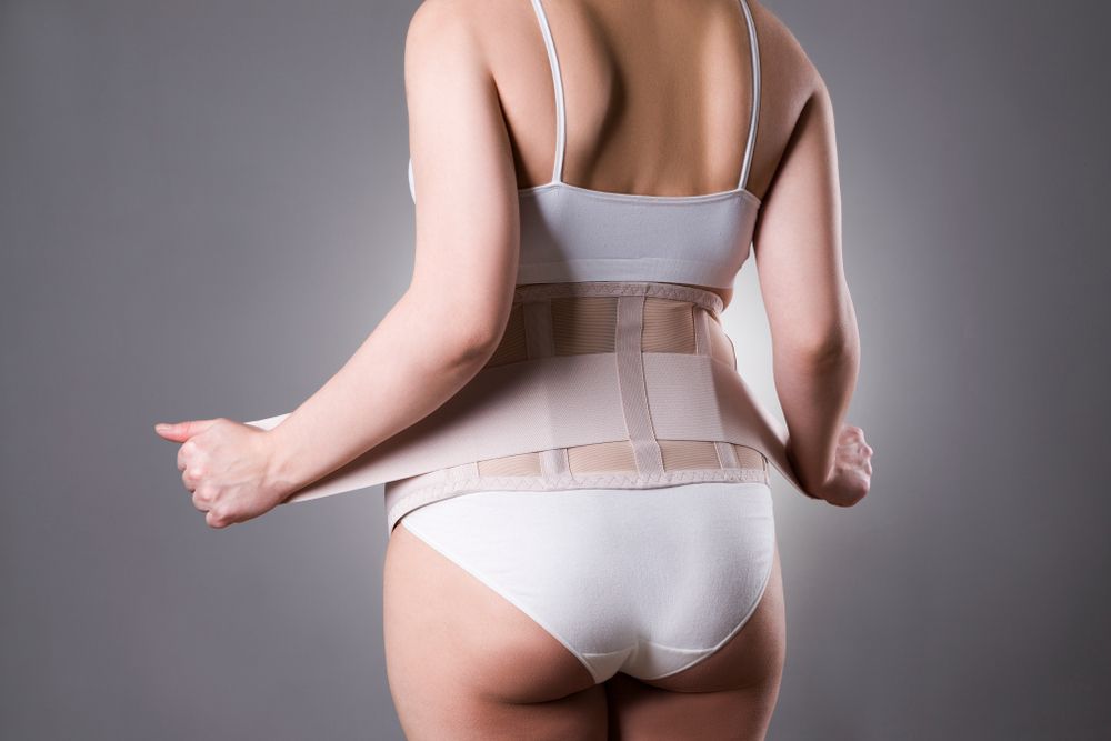 ¿Las fajas reductoras realmente reducen la cintura?