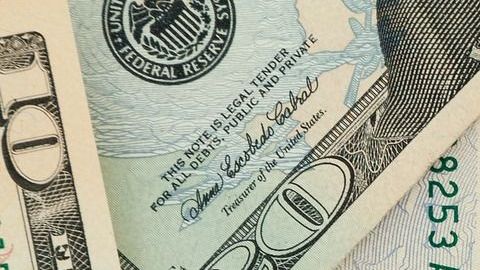 El primer pago se empezó a enviar 17 días después de aprobar la ley.