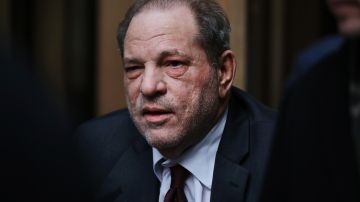 Harvey Weinstein deberá viajar a Los Ángeles, California para enfrentar 11 supuestos denuncias de violación.