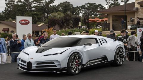 El Bugatti Centodieci fue presentado en los Estados Unidos, donde la mayoría de las ventas de Bugatti provienen