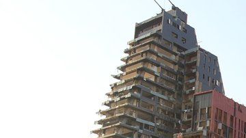 El Consejo Supremo de Defensa libanés decretó la capital Beirut como "zona catastrófica".