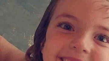 Autumn Hallow, de ocho años, fue hallada muerta y con signos de maltrato.