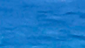 La embarcación en la que viajaban se quedó sin combustible y fueron arrastrados por la corriente.