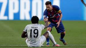 Alphonso Davies: De refugiado a humillar a su gran ídolo, Messi