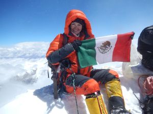 Viridiana Álvarez a los Récords Guinness: la mexicana que aprendió montañismo en You Tube es una estrella