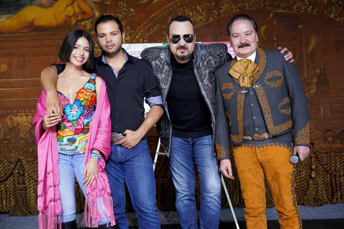 Pepe, Ángela, Leonardo y Antonio Aguilar Jr. emocionaron con su show  'Jaripeo sin Fronteras' en CDMX - El Diario NY