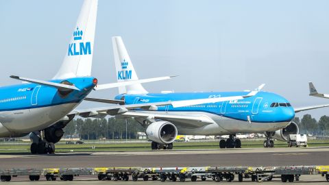 Los hechos ocurrieron en vuelo de KLM.