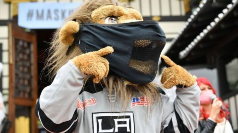 Bailey, mascota de L.A. Kings.