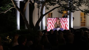 La primera dama Melania Trump dio un discurso desde la Casa Blanca.