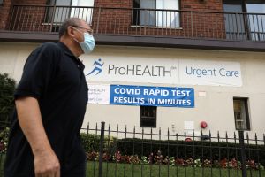 Alerta ante alza de hospitalizaciones por coronavirus en Nueva York