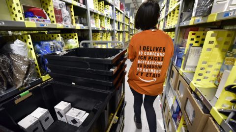 Amazon busca transformar en centros de logística los espacios que dejaron las tiendas JCPenney y Sears