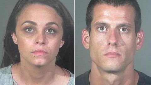 La pareja de 29 años enfrenta cargos por vandalismo y crímenes de odio.