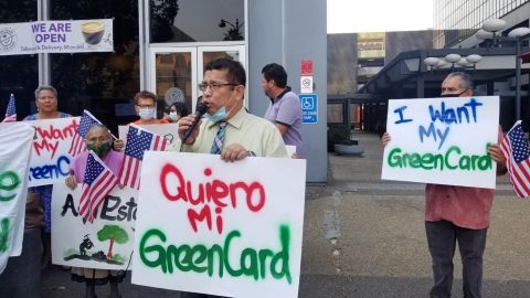 Juan José Gutiérrez y otros quieren que los demócratas se comprometan.