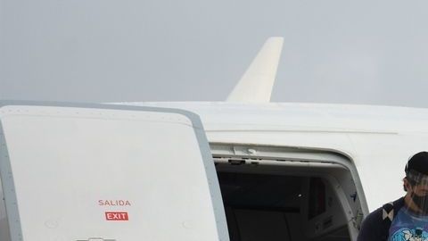 Viva Aerobús es una aerolínea mexicana de descuento.