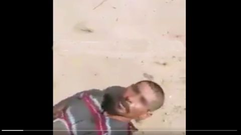 VIDEO: "Ando robando para la cura de mi madre", decía supuesto ladrón mientras le pegaban con bate