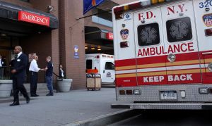 Joven mecánico murió mientras reparaba un elevador en El Bronx; otro colega herido