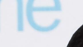 Adria Arjona y Diego Luna.