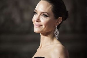 Angelina Jolie abre su cuenta de Instagram por primera vez para dar un potente mensaje sobre Afganistán