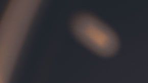 Si el testigo de la batería en el tablero del auto se enciende es señal de que algo anda mal y requiere atención inmediata.