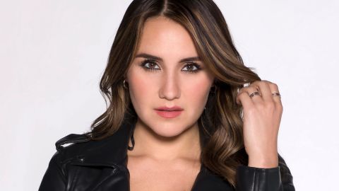 Dulce María llega a Telemundo en la segunda temporada de 'Falsa Identidad'.