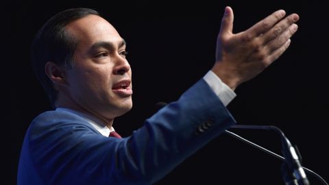 Julián Castro se mantiene en la competencia electoral.