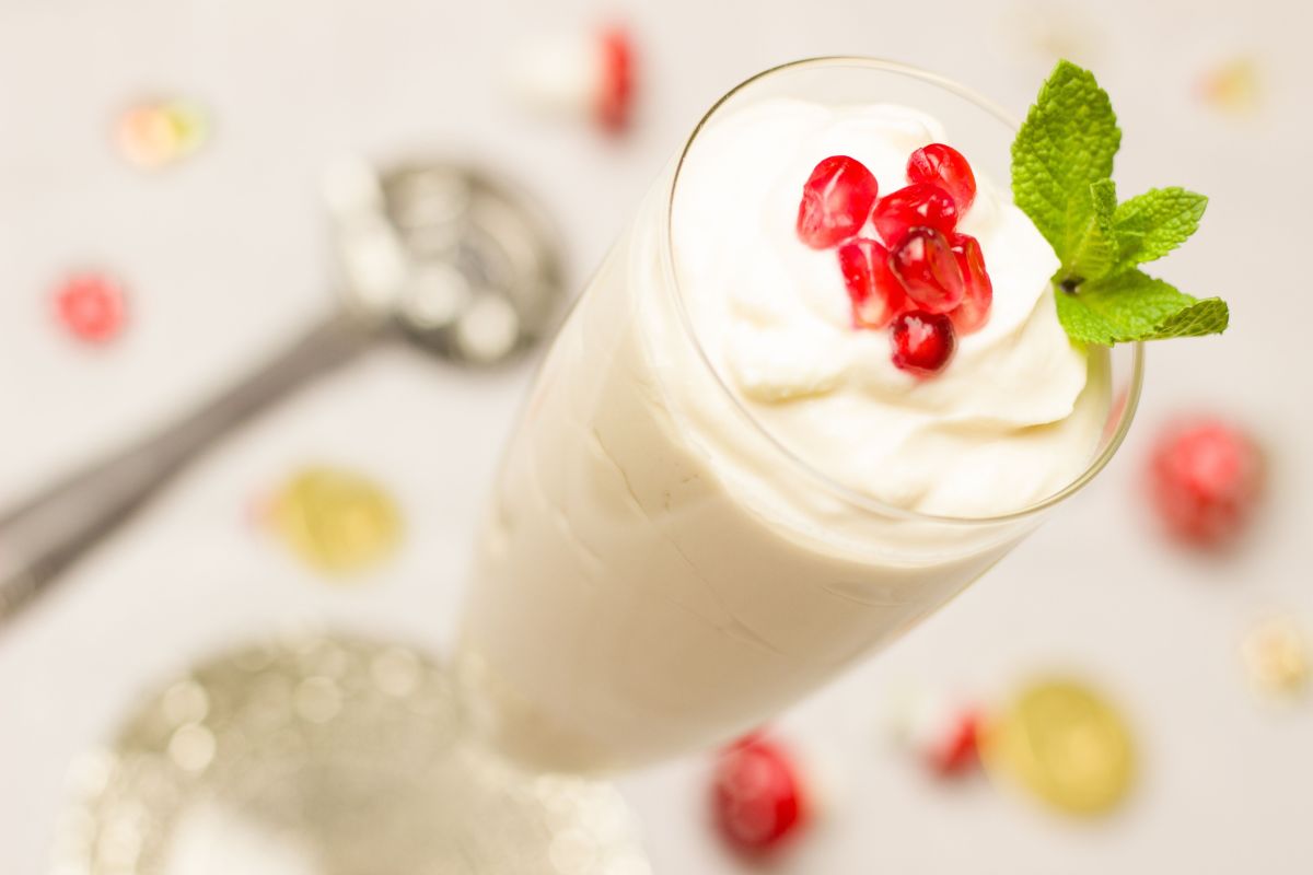 El yogurt es un gran aliado nutricional para perder peso, aporta proteínas, grasas saludables y minerales.