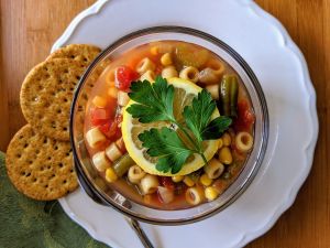 Receta única de sopa de vegetales para perder peso, combatir los antojos y mejorar la digestión