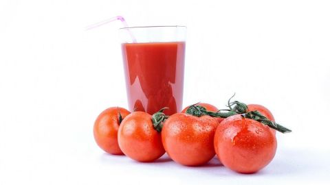 Jugo de tomate.